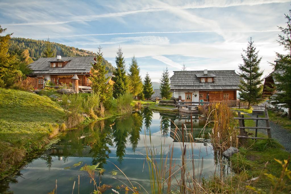Отель Almdorf Seinerzeit Wiedweg Экстерьер фото